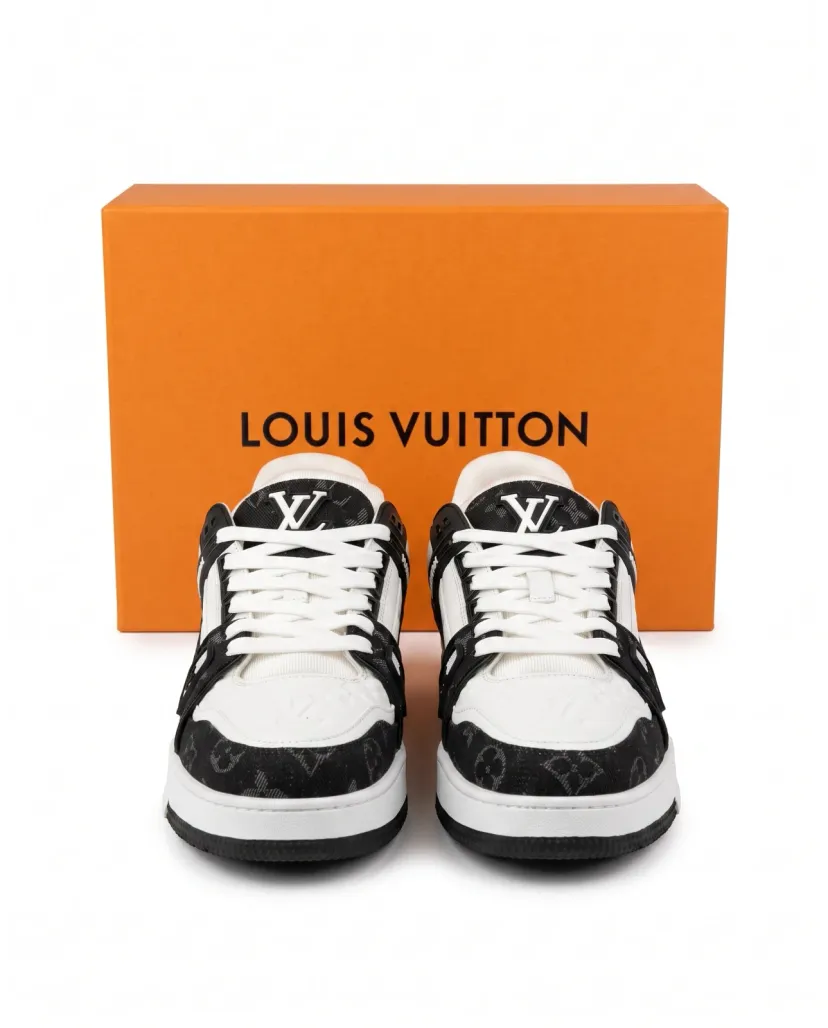 Premium Trainer Sneakers - Black/White